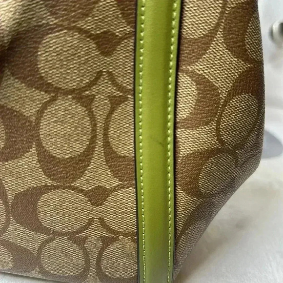 Coach Green Kristy Canvas Bag & wallet - Picture 12 of 12